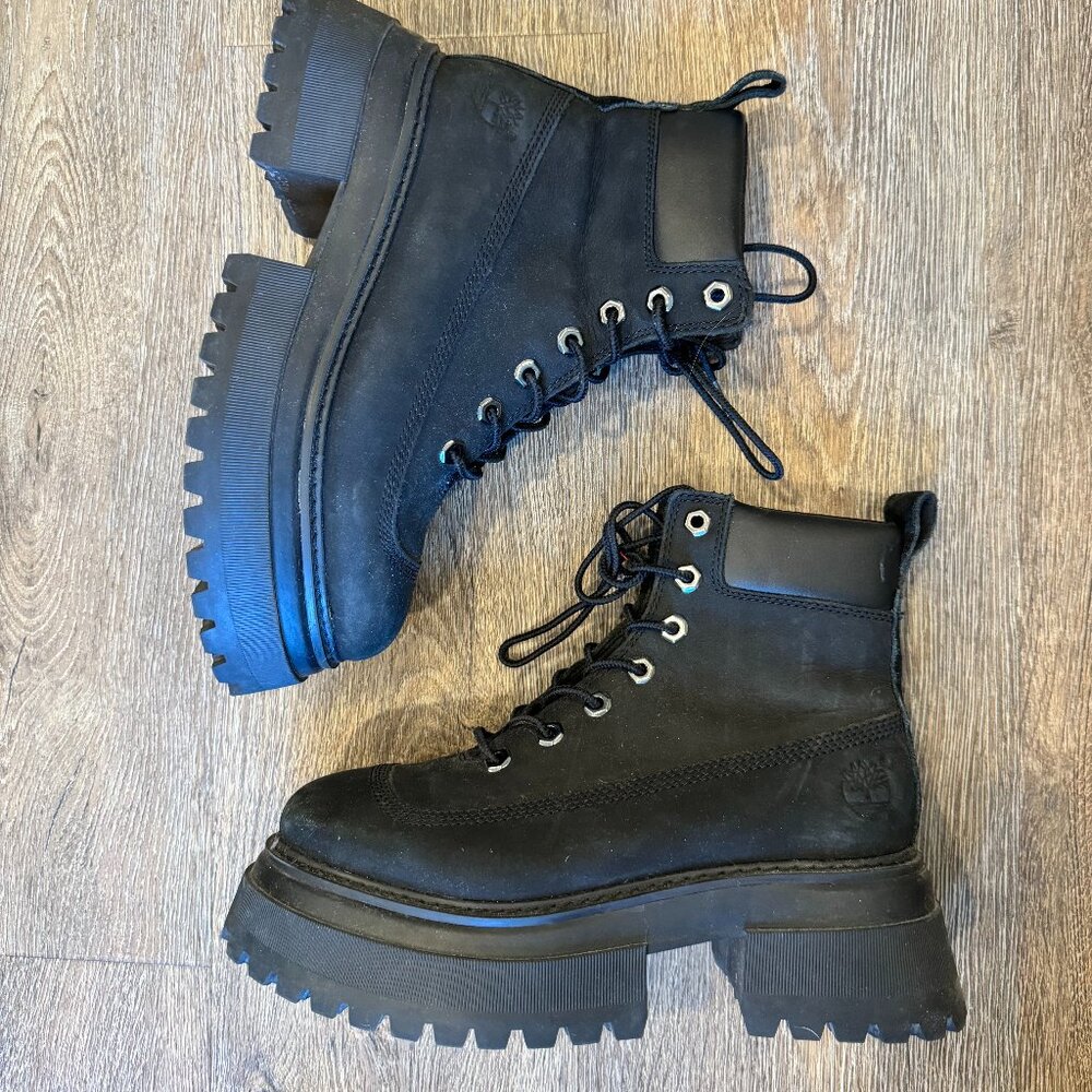 Timberland Women's Sky 6" Lug Sole Boots (Fits 7.5-8)